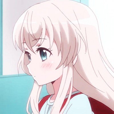 野猪撞碎玻璃门闯进烧烤店